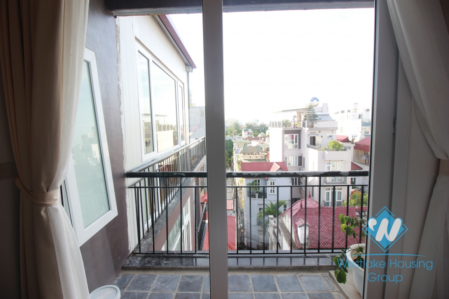 Affordable-luxury apartment for rent on Dang Thai Mai, Tay Ho, Hanoi